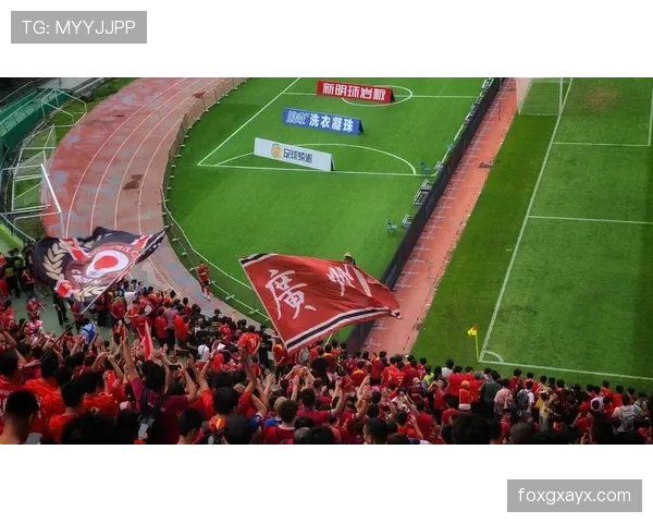 中超争冠白热化:群雄逐鹿,谁能问鼎最终桂冠? 中超争冠白热化:群雄逐鹿,谁能问鼎最终桂冠?