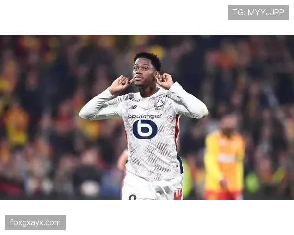 乔纳森·戴维对阵巴黎圣日耳曼对争冠格局的影响分析 乔纳森·戴维对阵巴黎圣日耳曼对争冠格局的影响分析